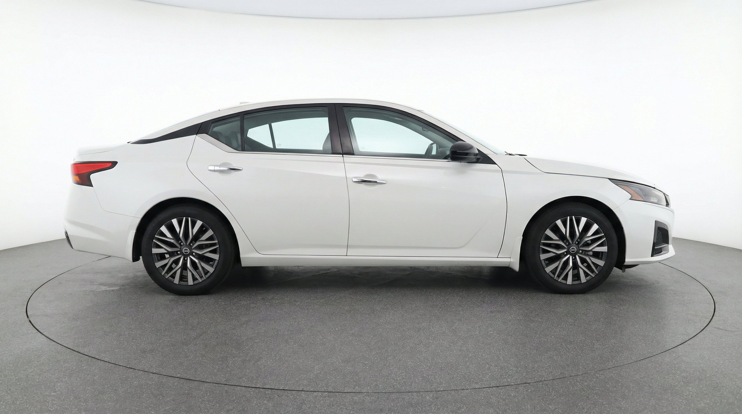 Thumbnail: 2025 Nissan Altima - 11