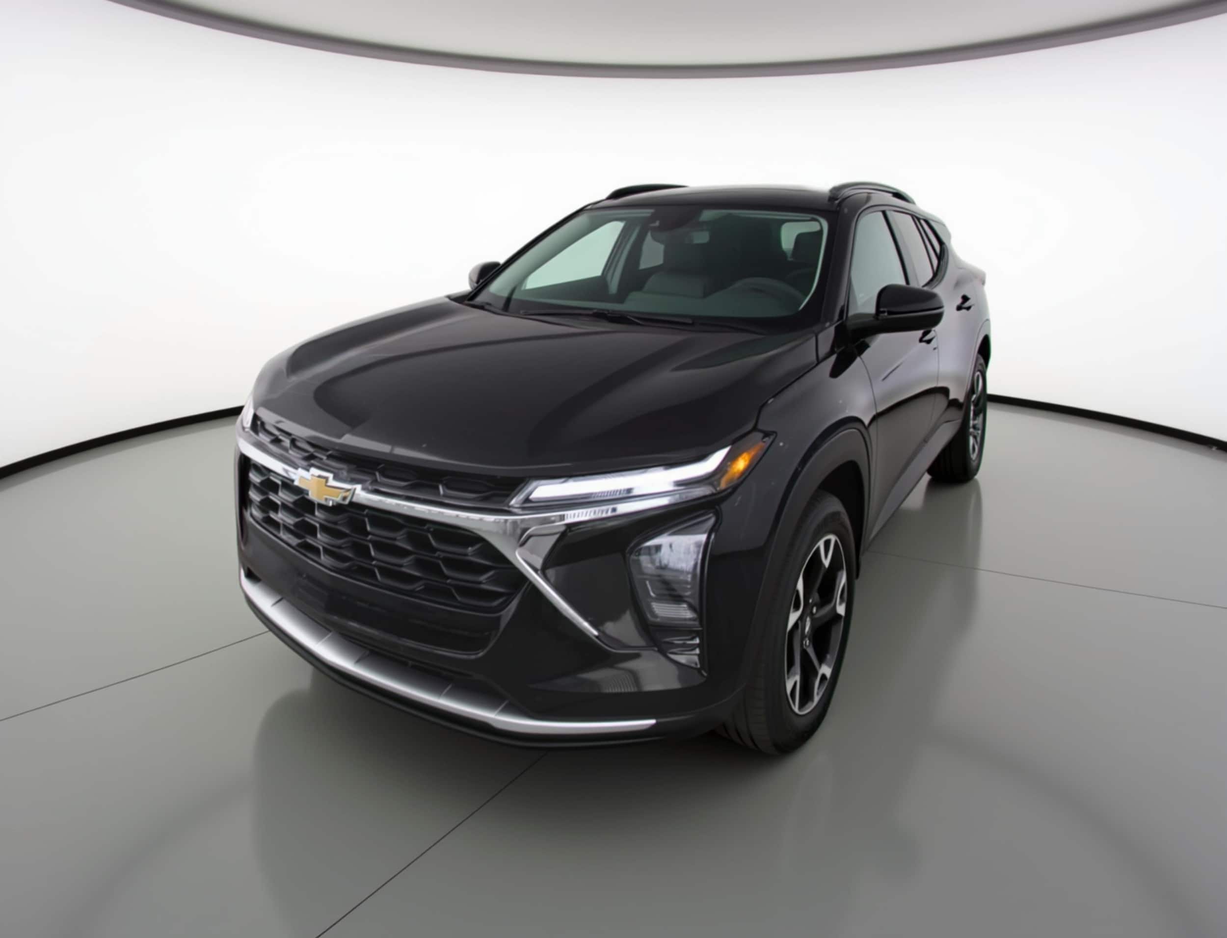Thumbnail: 2025 Chevrolet Trax - 3