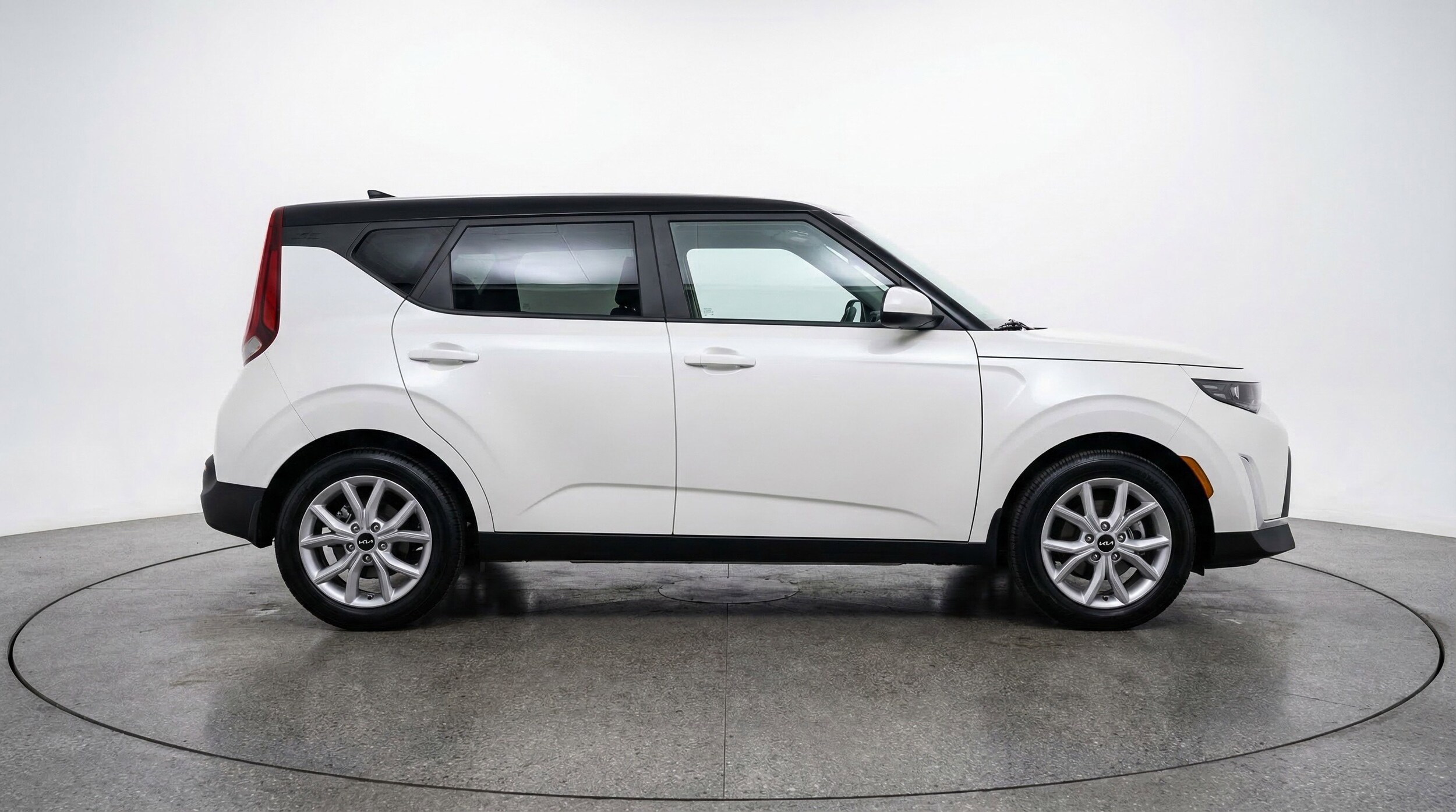 Thumbnail: 2025 Kia Soul - 11