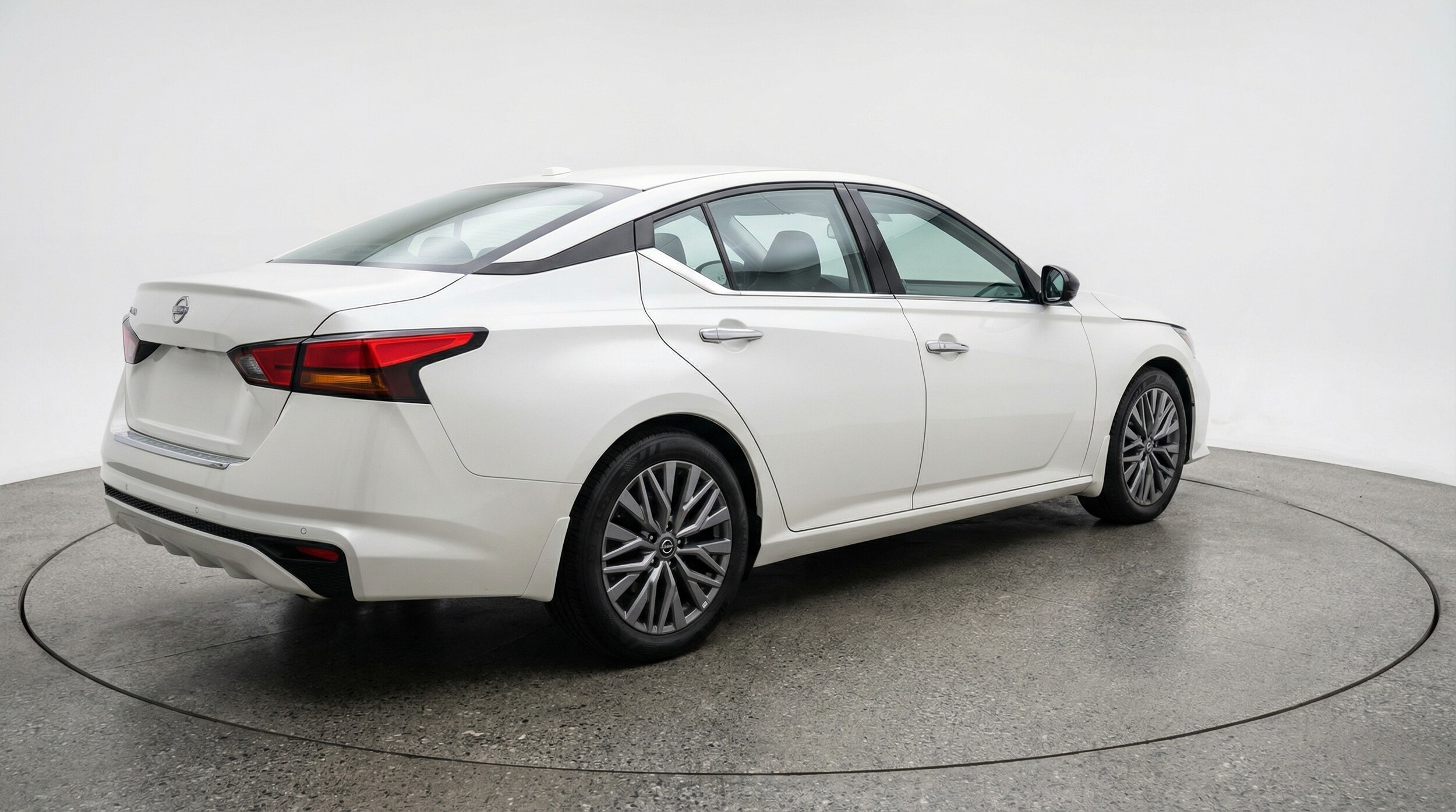 Thumbnail: 2025 Nissan Altima - 7