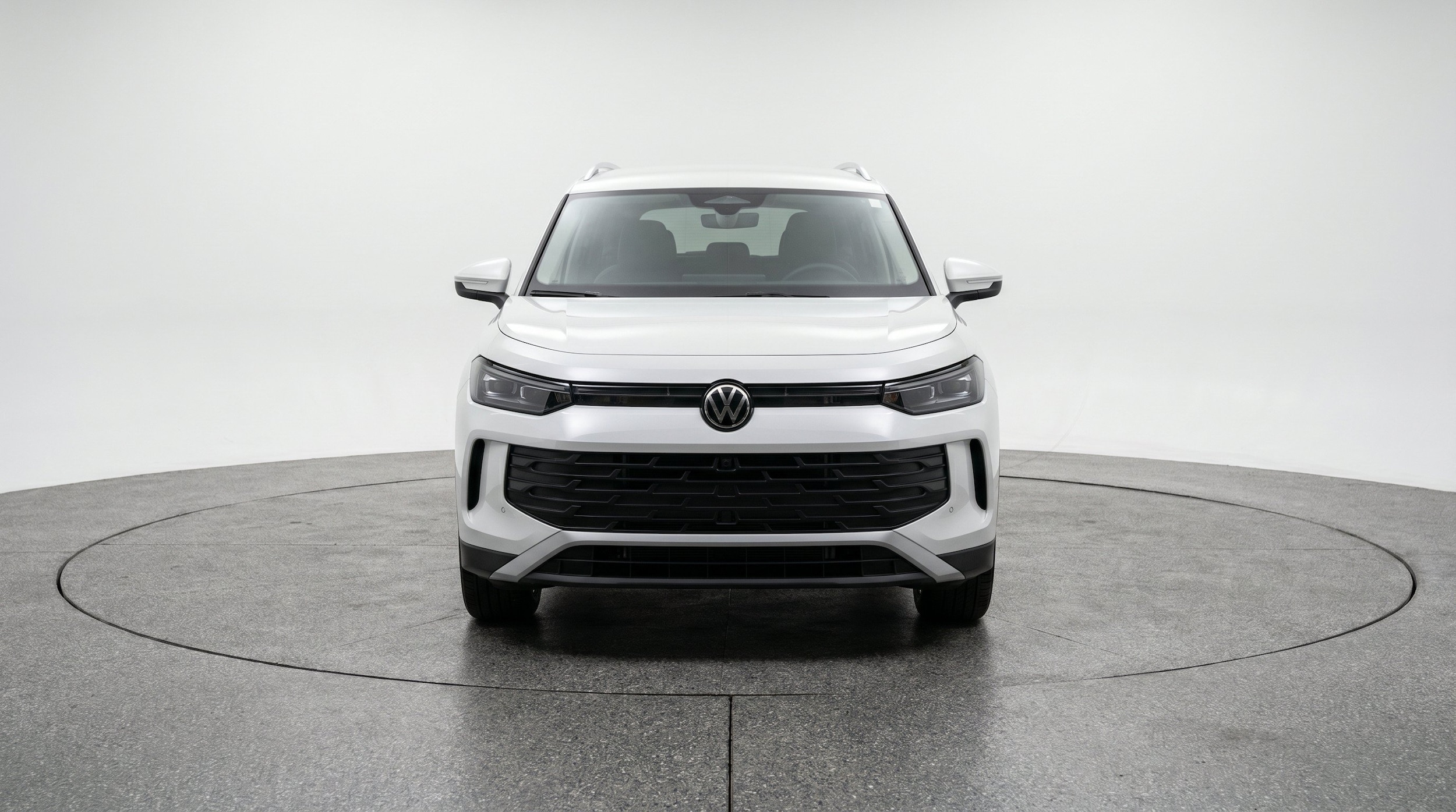 Thumbnail: 2026 Volkswagen Tiguan - 2