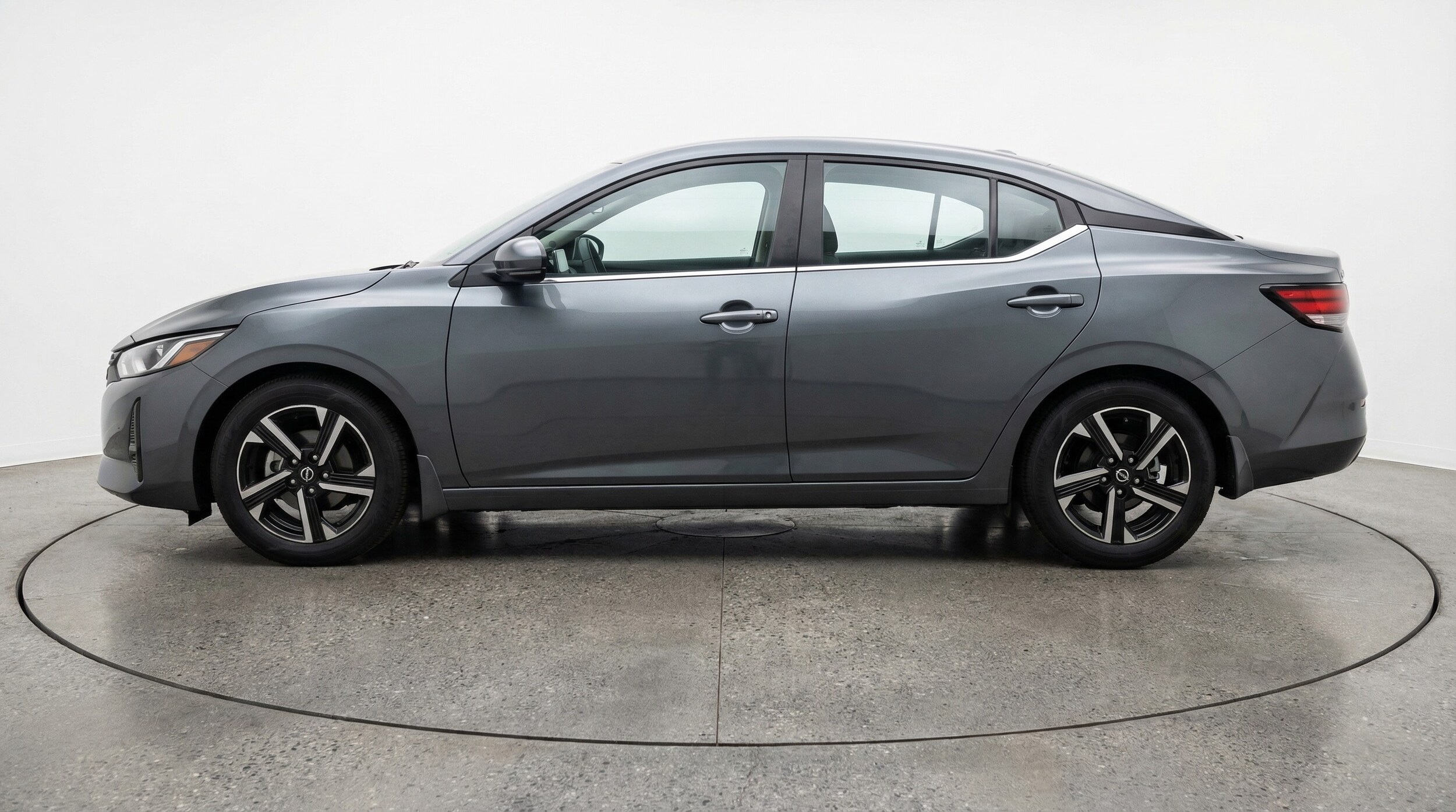 Thumbnail: 2025 Nissan Sentra - 4