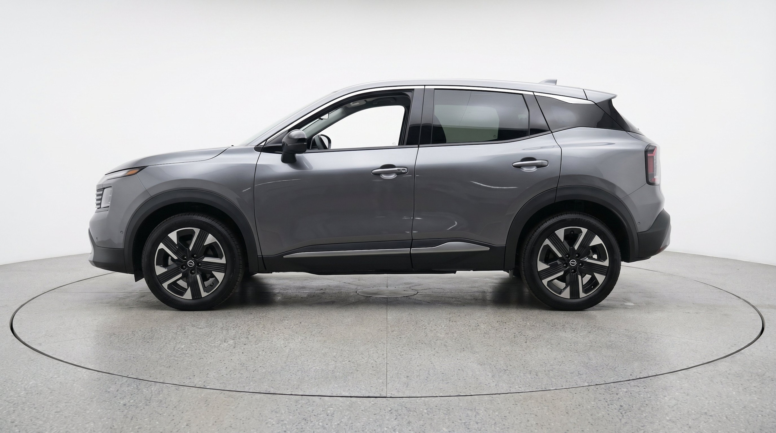 Thumbnail: 2026 Nissan Kicks - 5
