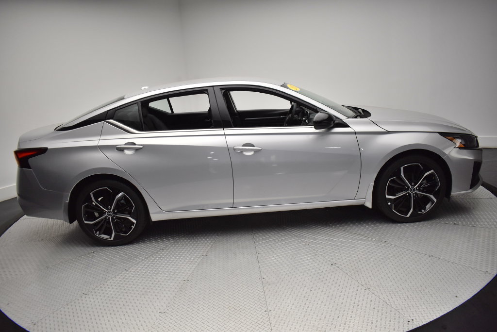 Used 2025 Nissan