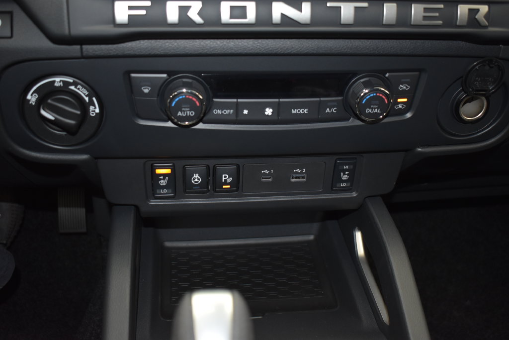 2026 Nissan Frontier SV - Photo 25