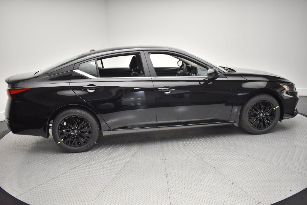 New 2026 Nissan Altima SV Sedan