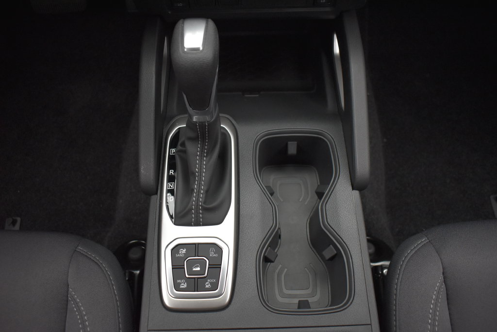 2026 Nissan Frontier SV - Photo 32