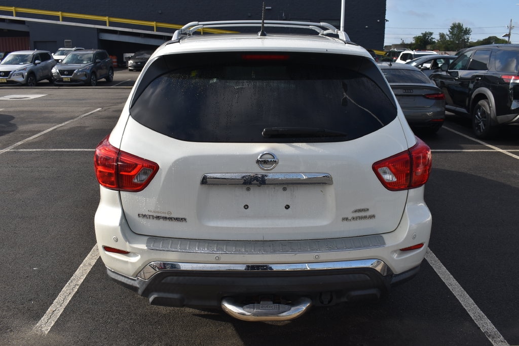 Used 2017 Nissan Pathfinder Platinum SUV