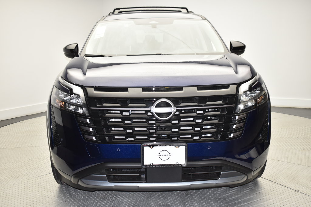 New 2026 Nissan Pathfinder SL SUV