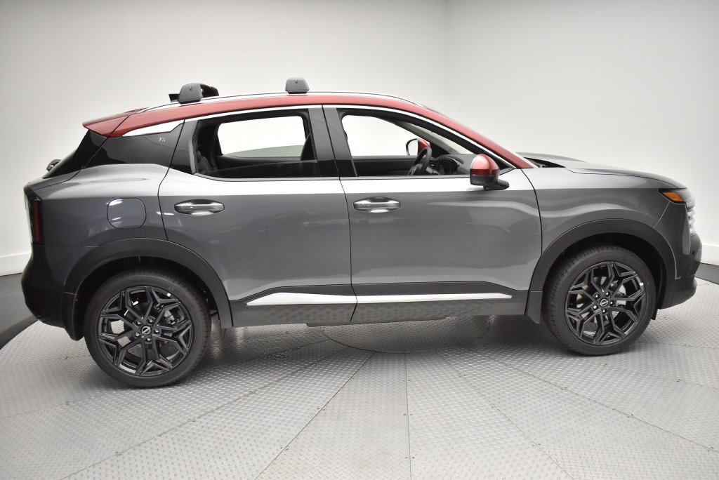 New 2027 Nissan Kicks SR SUV