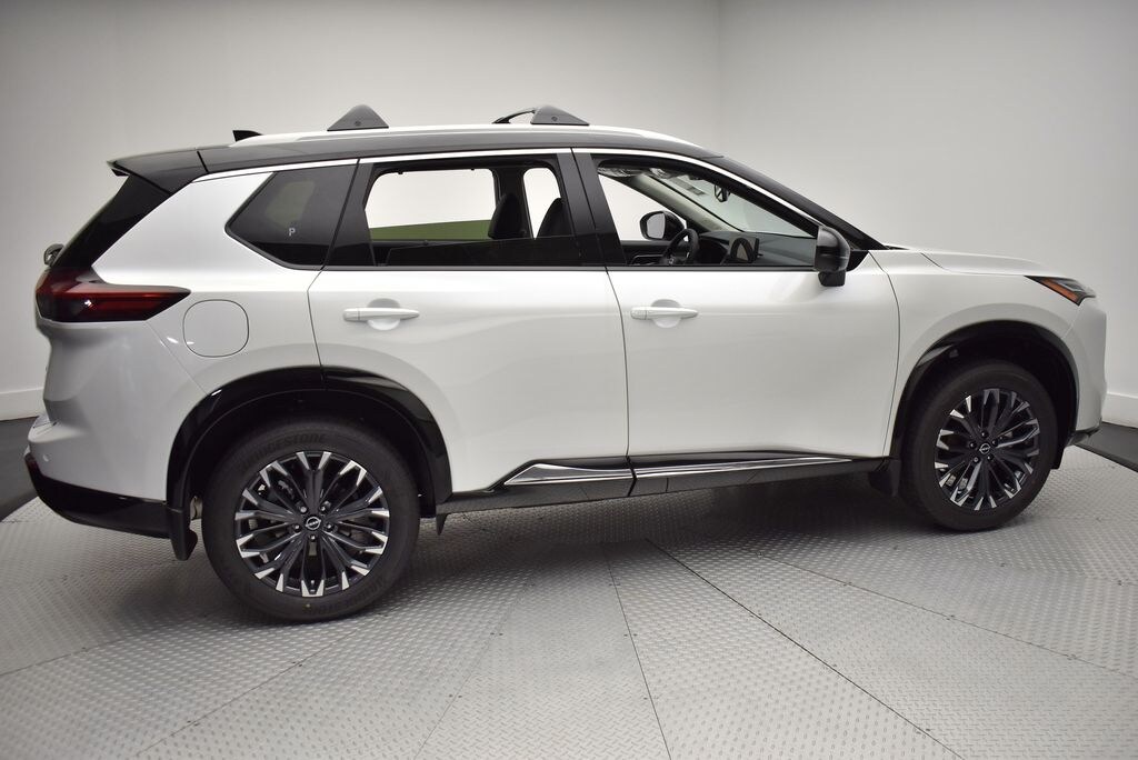 New 2026 Nissan Rogue Platinum SUV