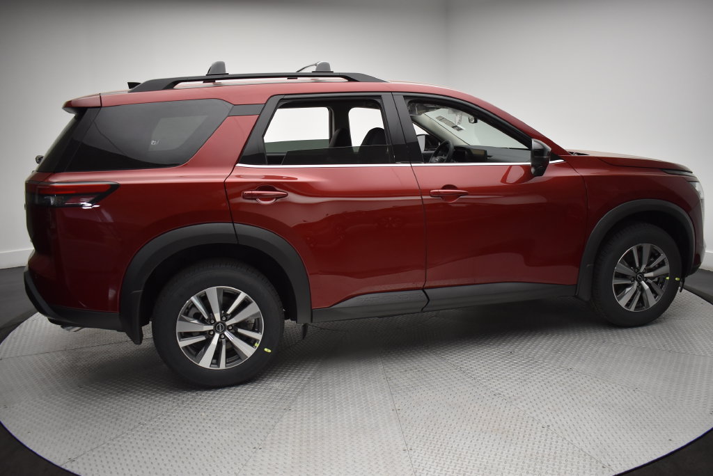 New 2026 Nissan Pathfinder SL SUV