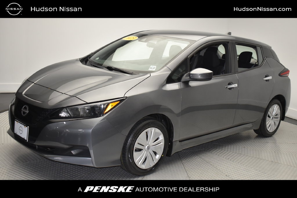 2023 Nissan Leaf S
