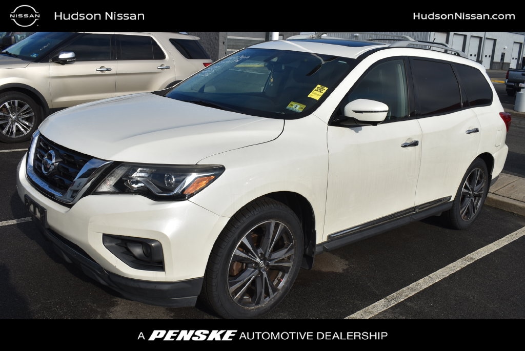 Used 2017 Nissan Pathfinder Platinum SUV