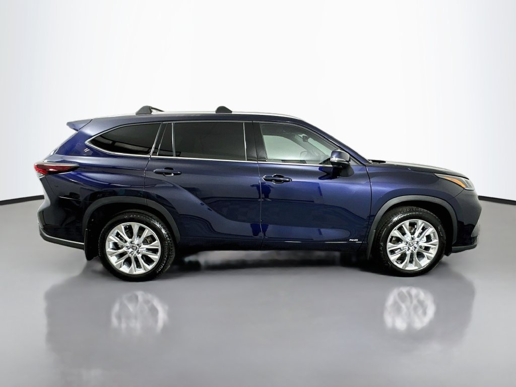 Certified 2026 Toyota Highlander Hybrid Limited SUV