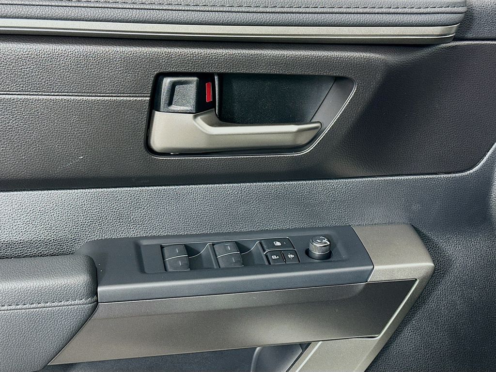 2026 Toyota Tundra SR5 - Photo 17