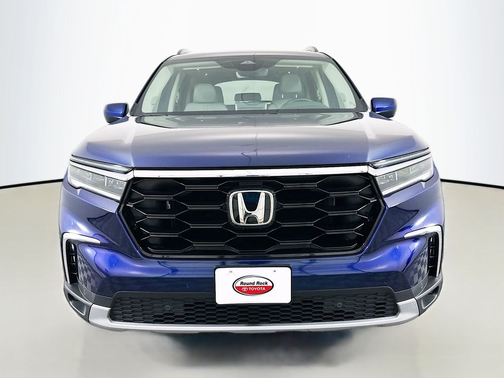 Used 2025 Honda Pilot Touring SUV