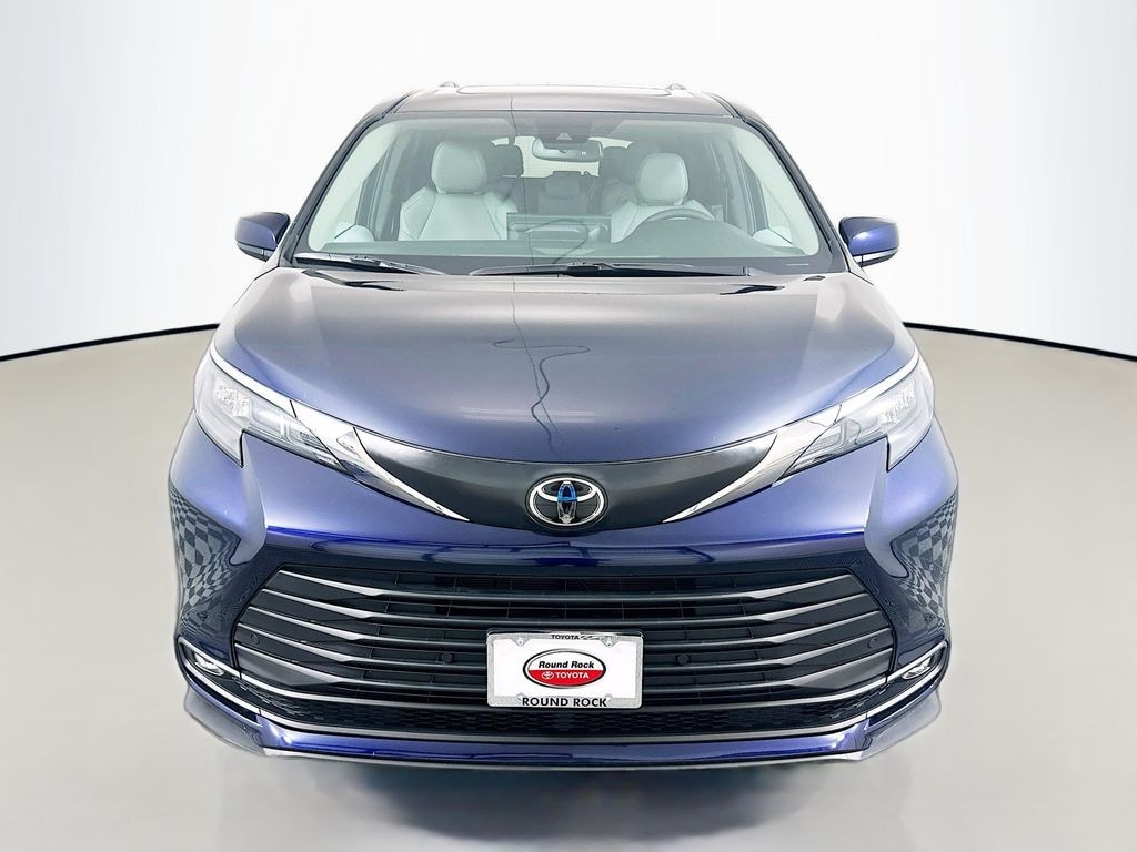 Certified 2026 Toyota Sienna XLE Van Passenger Van