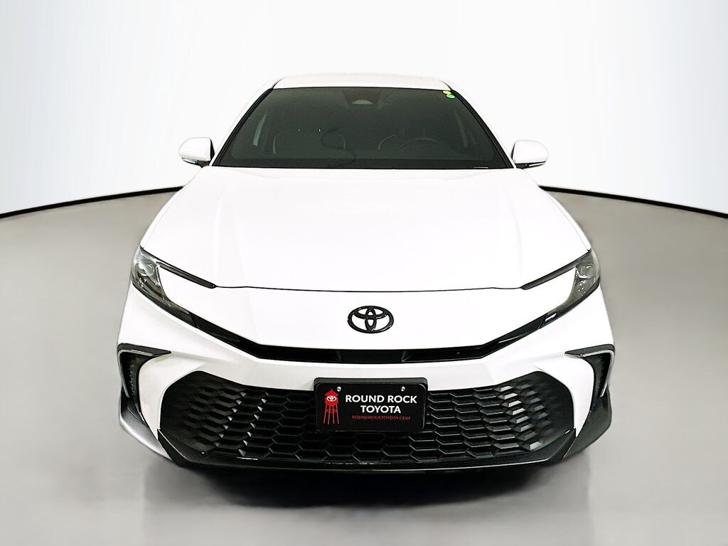 Used 2025 Toyota Camry SE Sedan