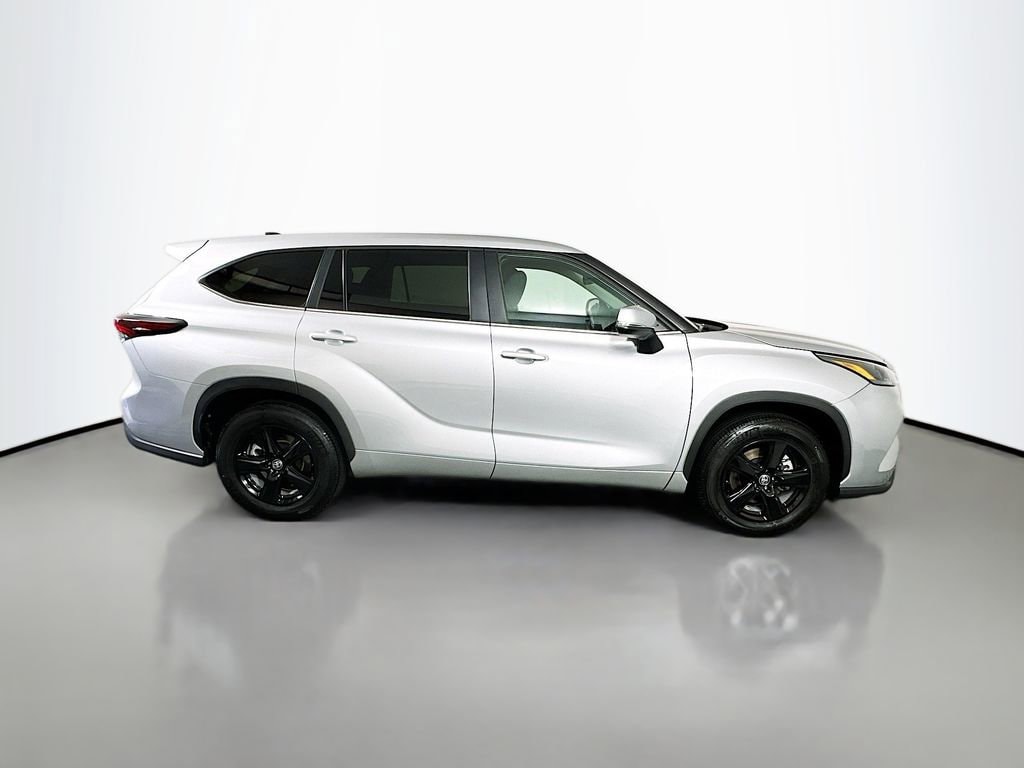 Certified 2025 Toyota Highlander LE SUV