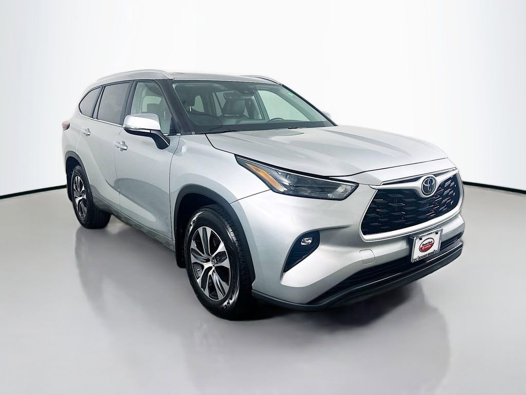 Certified 2024 Toyota Highlander XLE SUV
