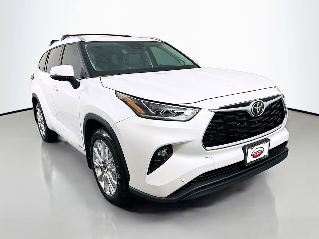 Certified 2026 Toyota Highlander Hybrid Limited SUV