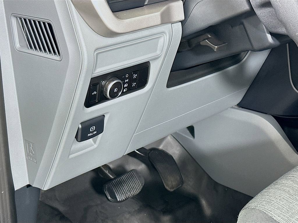 2023 Ford F-150 XL - Photo 10