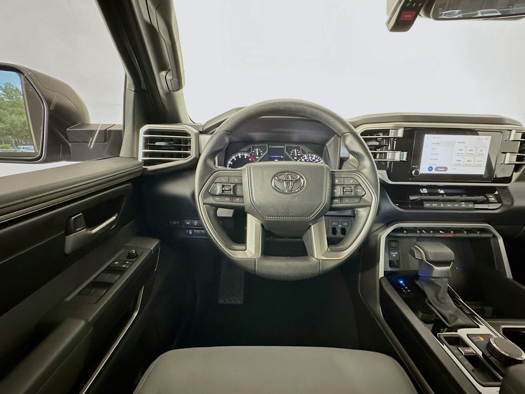 2025 Toyota Tundra SR5 - Photo 21