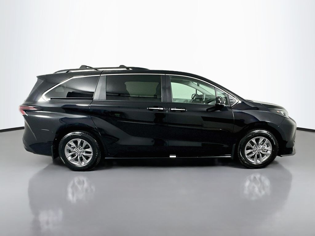 Used 2026 Toyota Sienna XLE Van Passenger Van