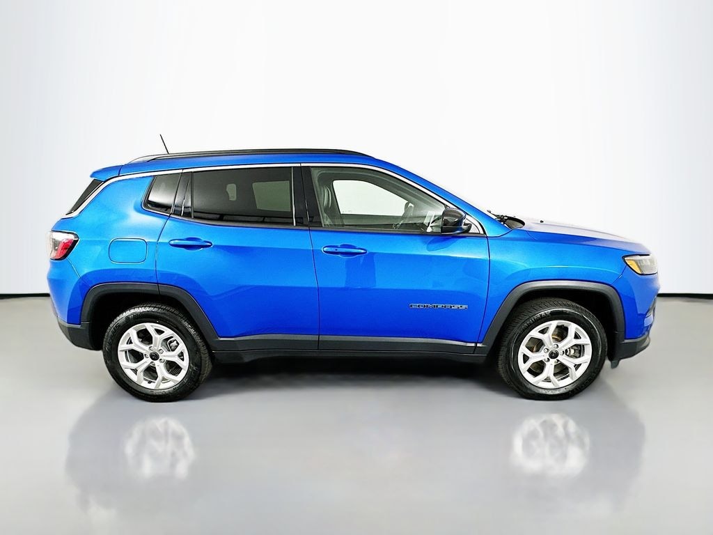 Used 2025 Jeep Compass Latitude SUV