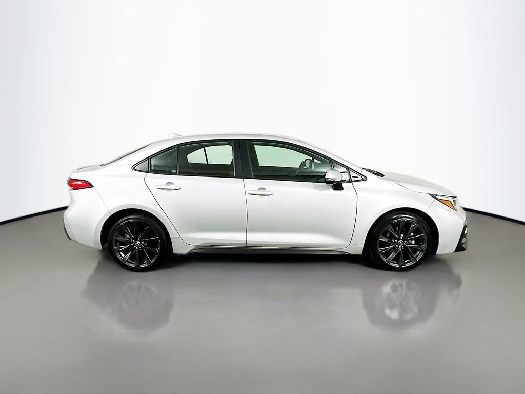 Used 2024 Toyota Corolla SE Sedan