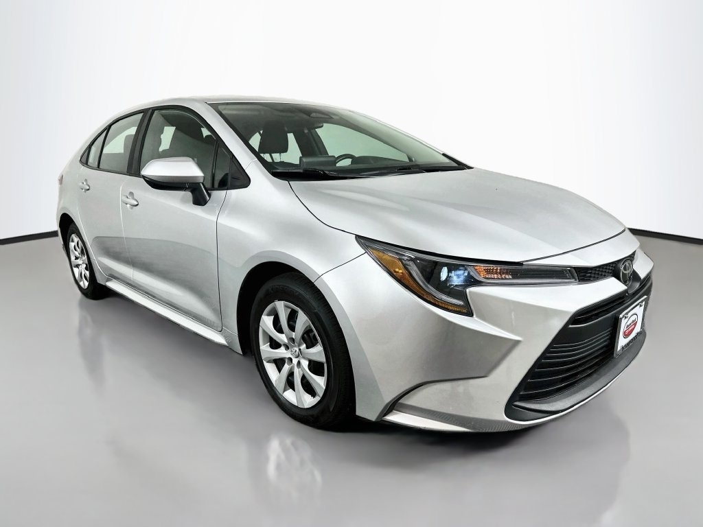Used 2025 Toyota Corolla LE Sedan