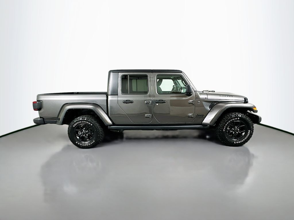 Used 2024 Jeep Gladiator Willys Truck Crew Cab