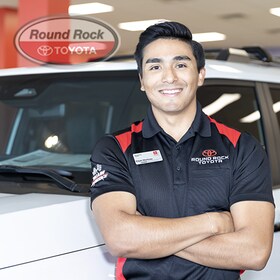 Staff member Elijah Martinez from ID_f08b9f048cac