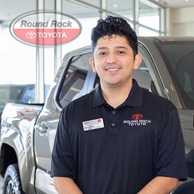 Staff member Kevin Avila from ID_6e3af228aeaf