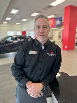 Auto Sales Service Finance Staff Round Rock TX - Round Rock Toyota