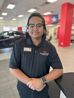 Auto Sales Service Finance Staff Round Rock TX - Round Rock Toyota