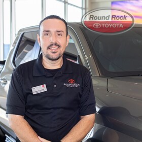 Staff member Emmanuel Portillo from ID_f08b9f048cac