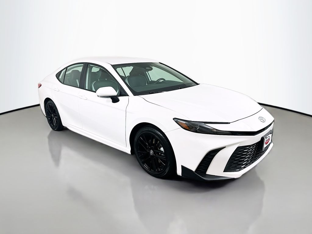 Used 2025 Toyota Camry SE Sedan