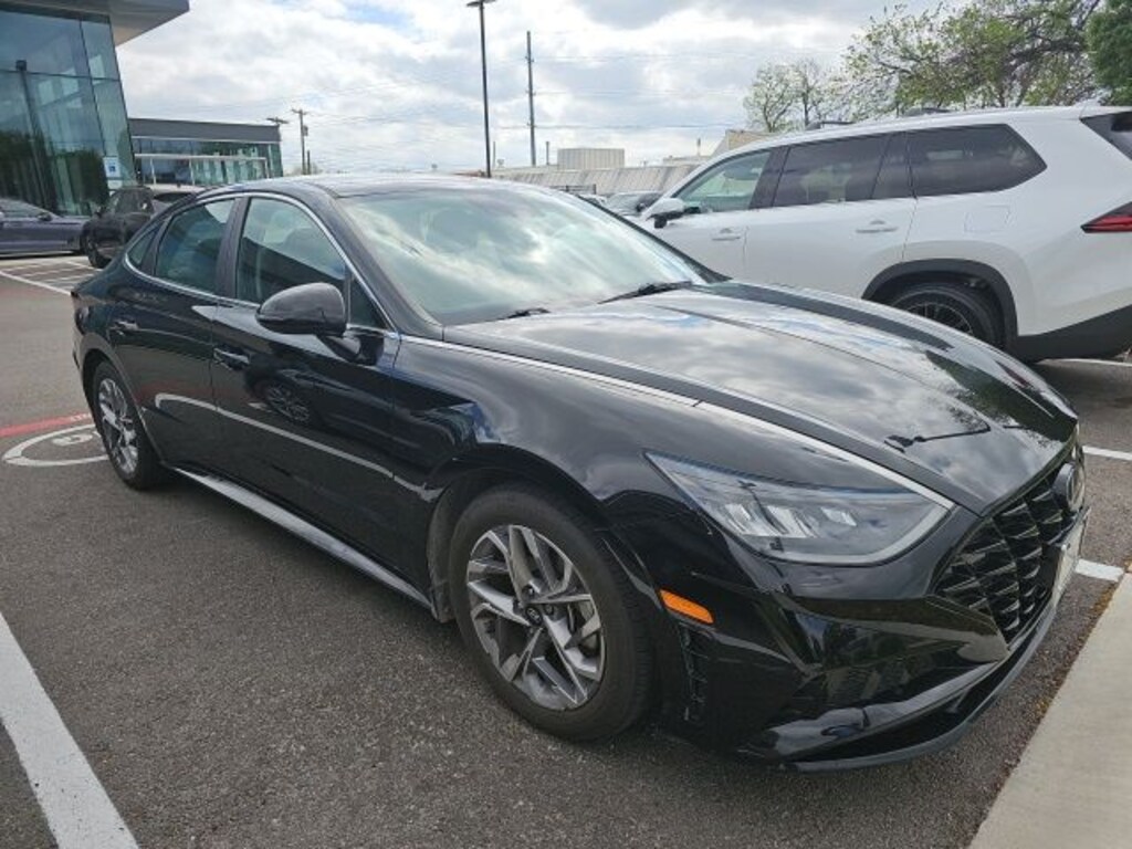 Used 2021 Hyundai Sonata SEL Sedan