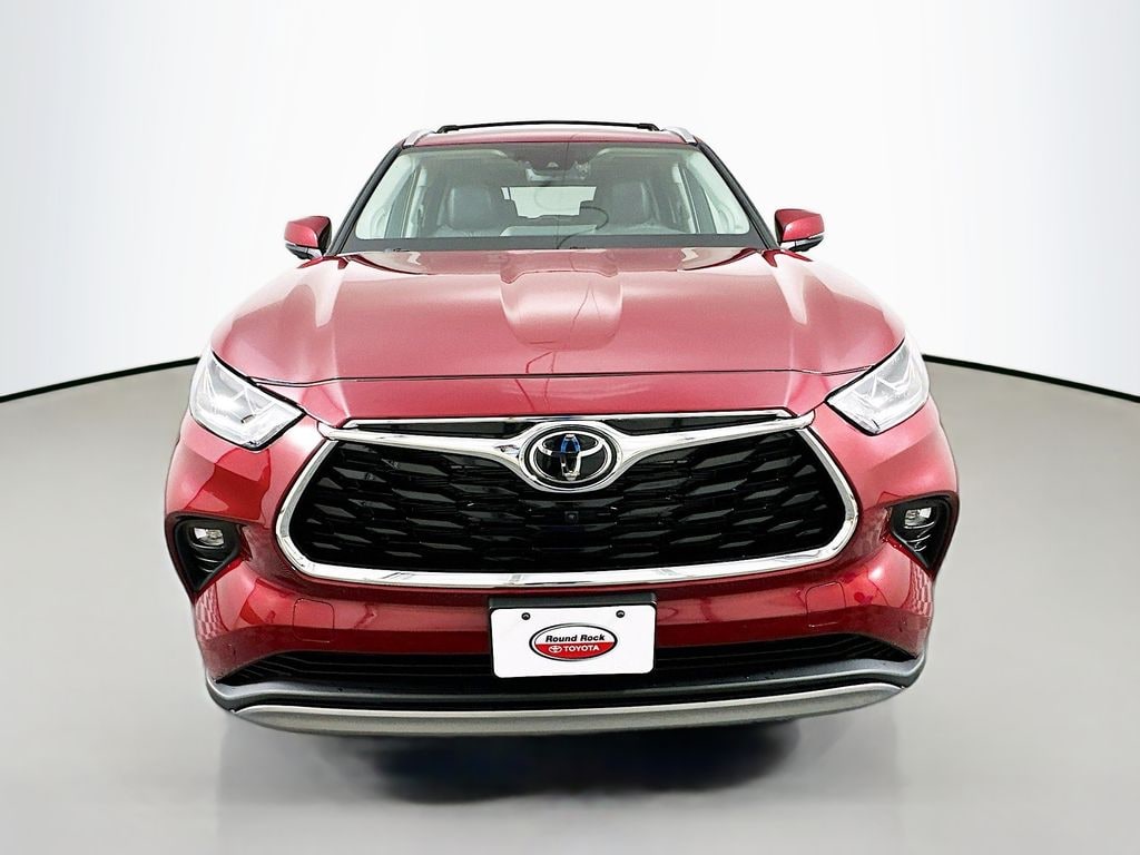 Certified 2026 Toyota Highlander Hybrid Platinum SUV