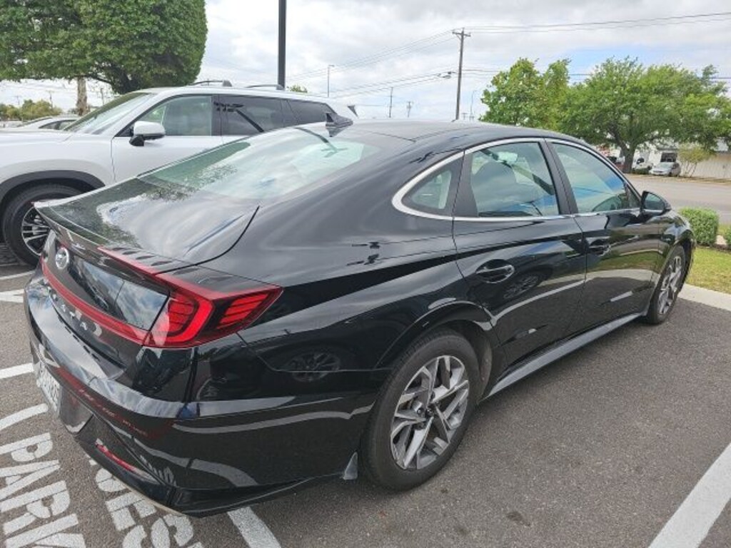 Used 2021 Hyundai Sonata SEL Sedan