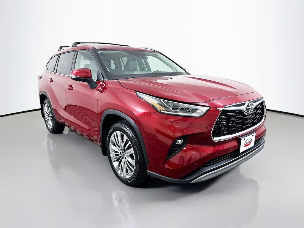 Certified 2026 Toyota Highlander Hybrid Platinum SUV