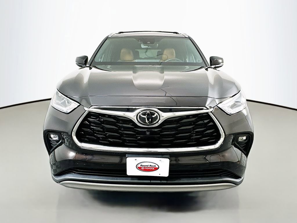 Certified 2022 Toyota Highlander Platinum SUV