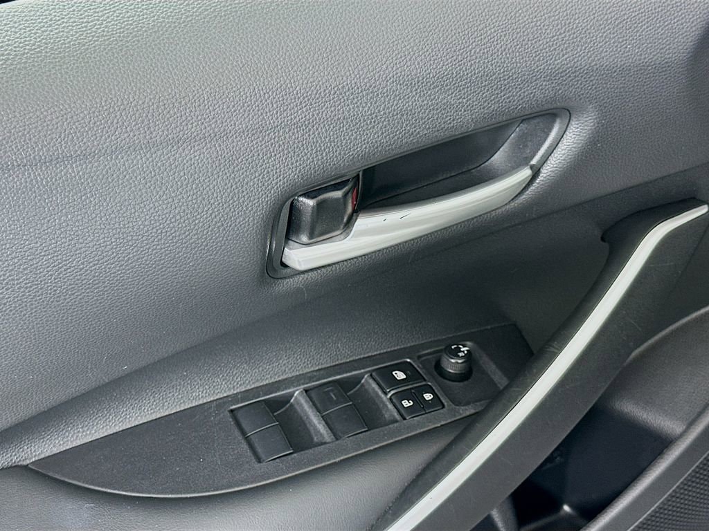 2024 Toyota Corolla SE - Photo 17