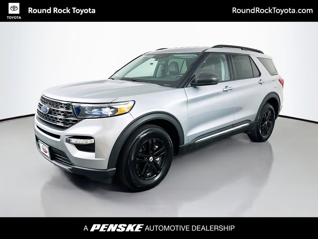 2023 Ford Explorer XLT 4WD's photo