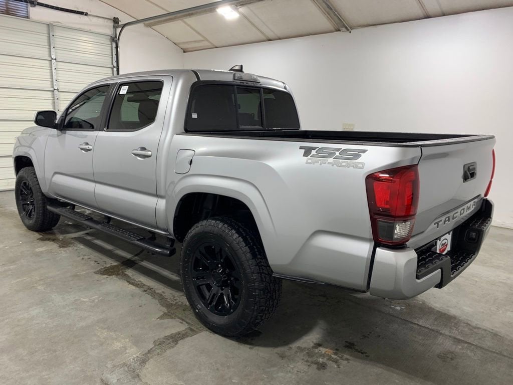 Used 2022 Toyota Tacoma SR with VIN 3TYAX5GN1NT037470 for sale in Pharr, TX