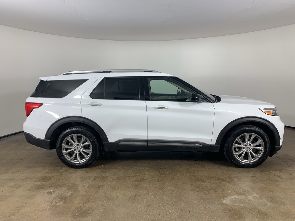 2023 Ford Explorer Limited photo 4