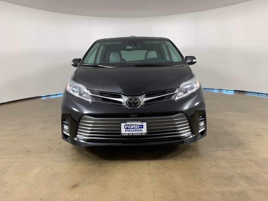 Used 2020 Toyota Sienna Limited Minivan/Van