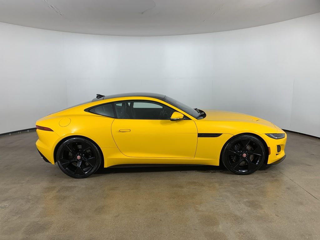2021 Jaguar F-TYPE R-Dynamic - Photo 7